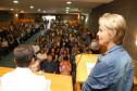 Secretária da Família e Desenvolvimento Social, Fernanda Richa, participa do Seminário de Valorização da Pessoa Idosa, em Cascavel.Foto: Rogério Machado/SECS