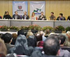 Secretária da Família e Desenvolvimento Social, Fernanda Richa, participa do Seminário de Enfrentamento a Violência contra a Pessoa Idosa - Foto: Rogério Machado/SECS