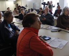 Idosos aprendem a utilizar recursos do smartphone em curso da Celepar.Curitiba, 29/06/2017.Foto: Divulgação Celepar