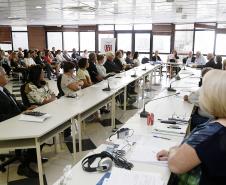 Secretária estadual do Trabalho e Desenvolvimento Social, Fernanda Richa, partcipa da reunião de posse do Conselho Estadual do Idoso.Foto:Divulgação/SEDS