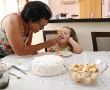 Convivência com netos fortalece vínculos e faz bem à saúde - Foto: Aliocha Maurício/SEDS