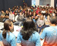 Centro da Juventude promove troca de experiências entre adolescentes e pessoas idosas - Foto: Aliocha Maurício/SEDS