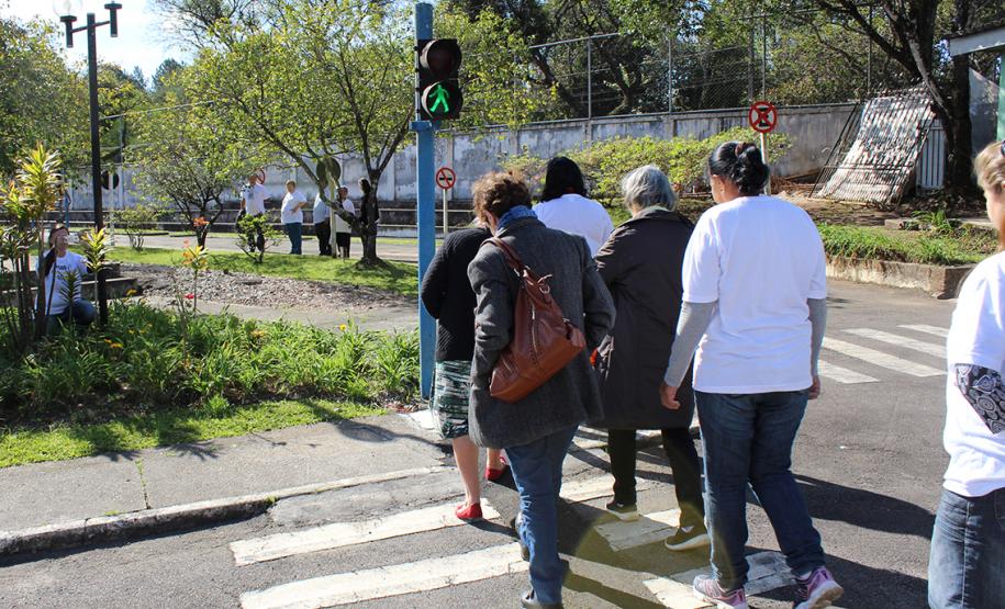 Escola Prática de Trânsito - 21/09/2016 - Atividade com idosos