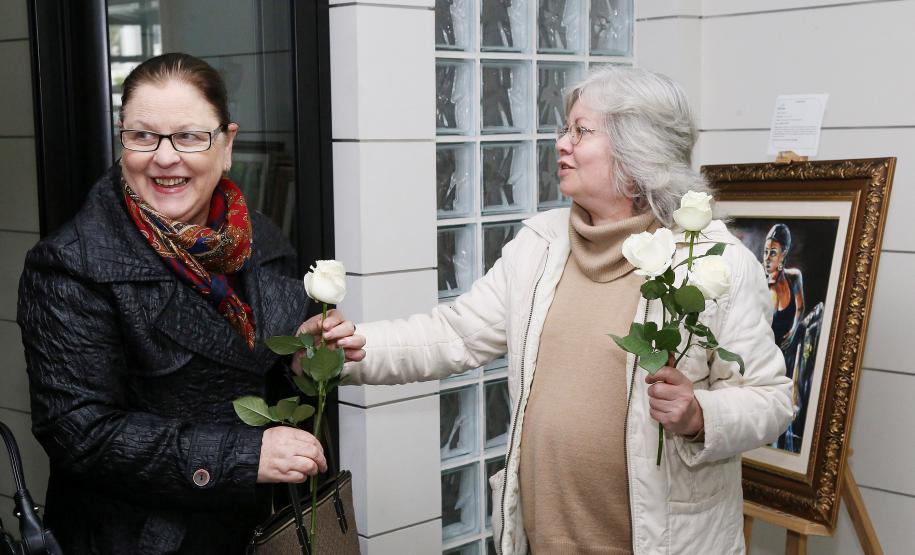 Secretária da Família e Desenvolvimento Social, Fernanda Richa, participa do Seminário de Enfrentamento a Violência contra a Pessoa Idosa - Foto: Rogério Machado/SECS