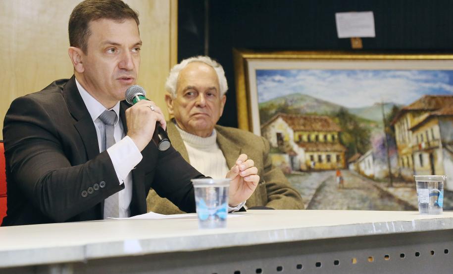 Secretária da Família e Desenvolvimento Social, Fernanda Richa, participa do Seminário de Enfrentamento a Violência contra a Pessoa Idosa - Foto: Rogério Machado/SECS