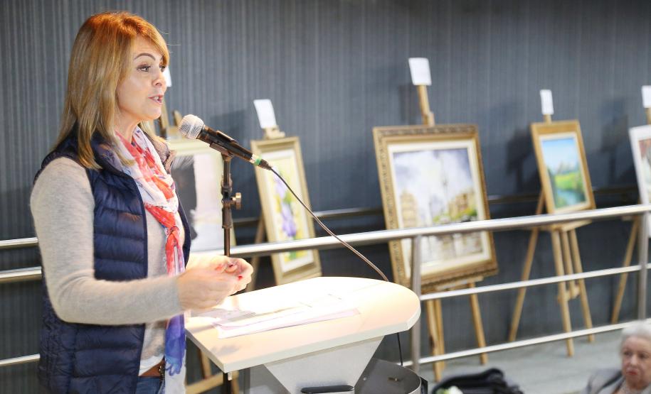 Secretária da Família e Desenvolvimento Social, Fernanda Richa, participa do Seminário de Enfrentamento a Violência contra a Pessoa Idosa - Foto: Rogério Machado/SECS