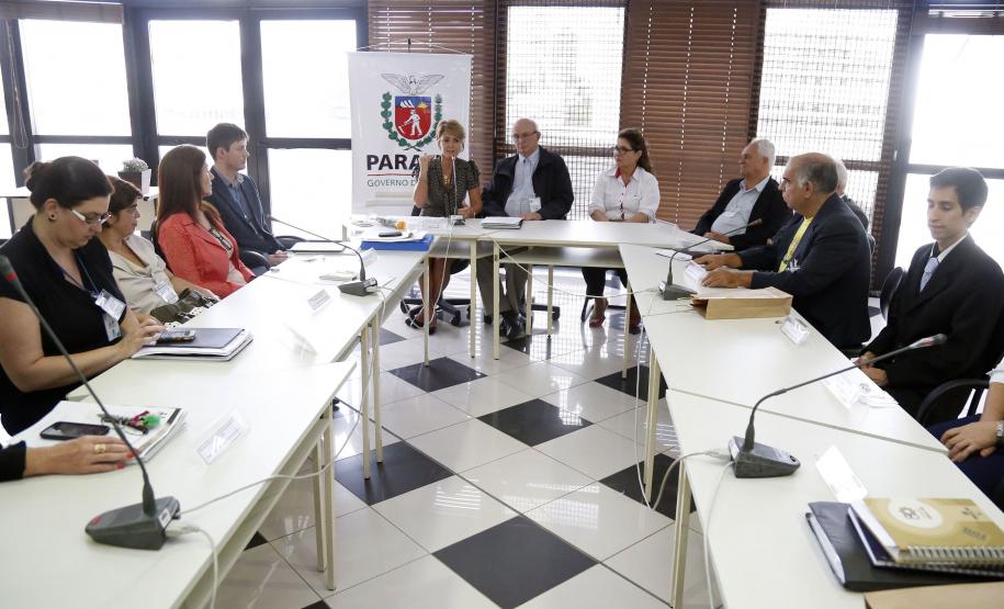 Secretária estadual do Trabalho e Desenvolvimento Social, Fernanda Richa, partcipa da reunião de posse do Conselho Estadual do Idoso.Foto:Divulgação/SEDS