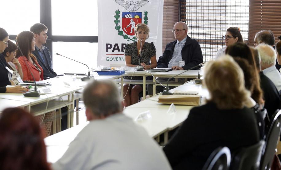 Secretária estadual do Trabalho e Desenvolvimento Social, Fernanda Richa, partcipa da reunião de posse do Conselho Estadual do Idoso.Foto:Divulgação/SEDS