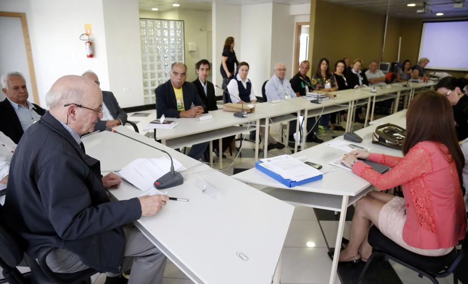 Secretária estadual do Trabalho e Desenvolvimento Social, Fernanda Richa, partcipa da reunião de posse do Conselho Estadual do Idoso.Foto:Divulgação/SEDS