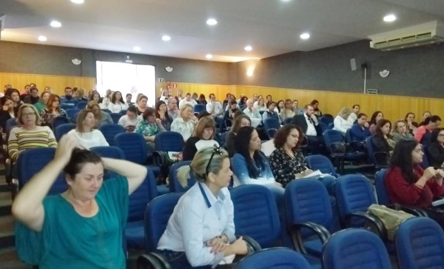 16/10/2017 - Secretaria capacita 512 técnicos e gestores sobre política da pessoa idosa Secretaria capacita 512 técnicos e gestores sobre política da pessoa idosa- Foto: Divulgação/SEDS