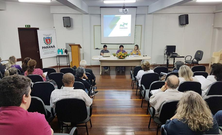01/11/2017 - Conselho Estadual dos Direitos do Idoso reúne técnicos e gestores em Foz Conselho Estadual dos Direitos do Idoso reúne técnicos e gestores em Foz - Foto: Divulgação/SEDS
