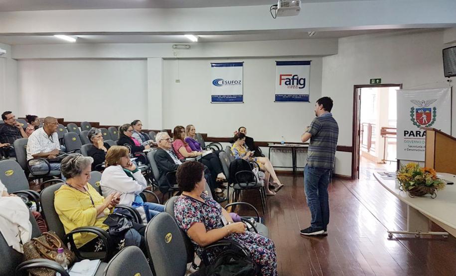 01/11/2017 - Conselho Estadual dos Direitos do Idoso reúne técnicos e gestores em Foz Conselho Estadual dos Direitos do Idoso reúne técnicos e gestores em Foz - Foto: Divulgação/SEDS