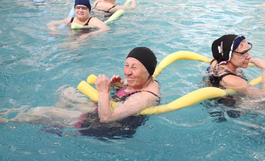 Prática de esportes fortalece laços sociais de pessoas idosas - Foto: Aliocha Maurício/SEDS