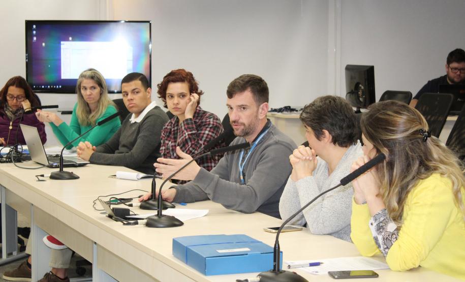 Secretária da Família e Desenvolvimento Social, Nádia Moura, participa da reunião do Cedi - Foto: Aliocha Maurício/SEDS